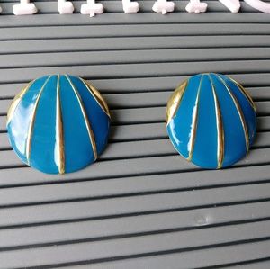 FINAL PRICE·LAST DAY Vintage gold enamel earrings